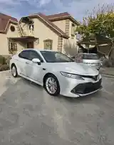 Toyota Camry, 2019-6