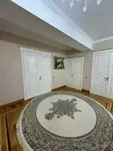 3-комн. квартира, 9 этаж, 140м², кучаи Бофанда-4