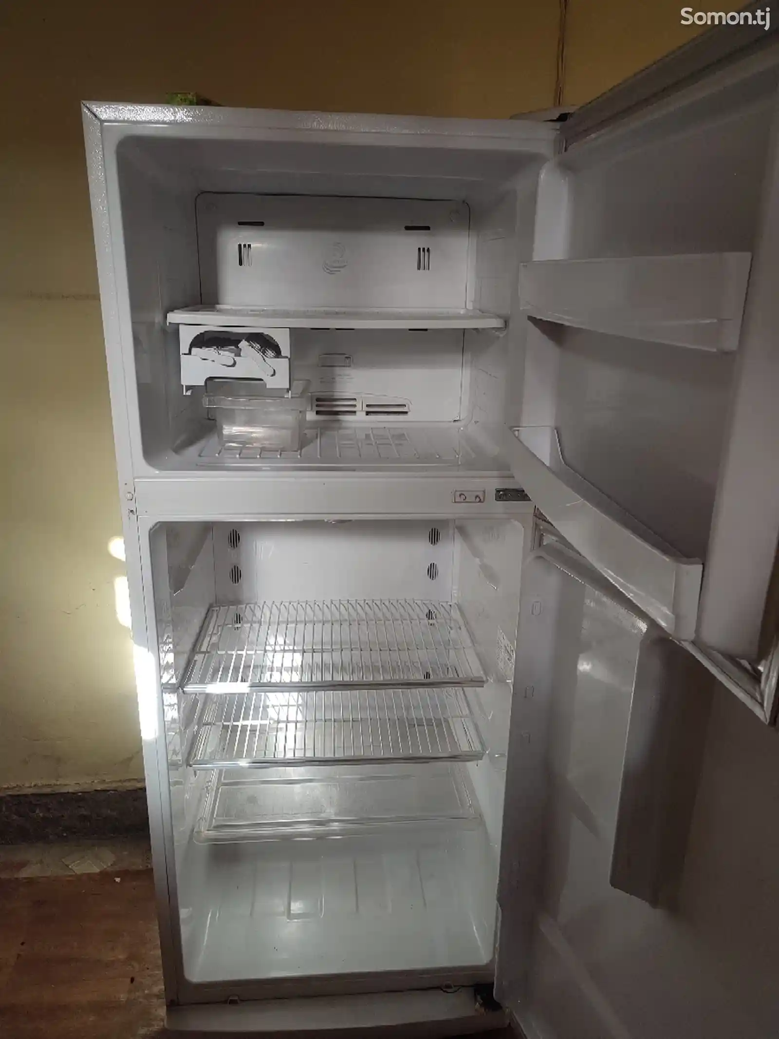 Холодильник Daewoo no frost-2