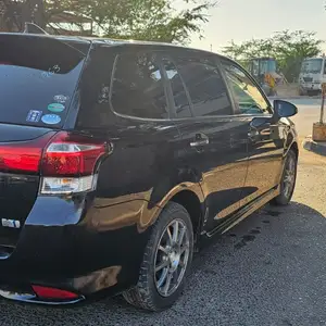 Toyota Fielder, 2016