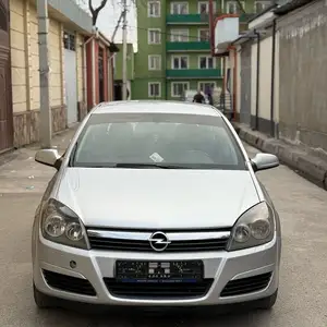 Opel Astra H, 2004