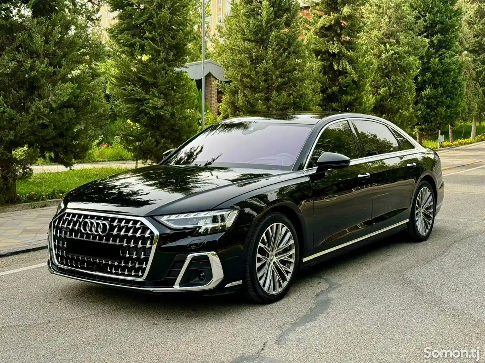 Audi A8, 2024-3