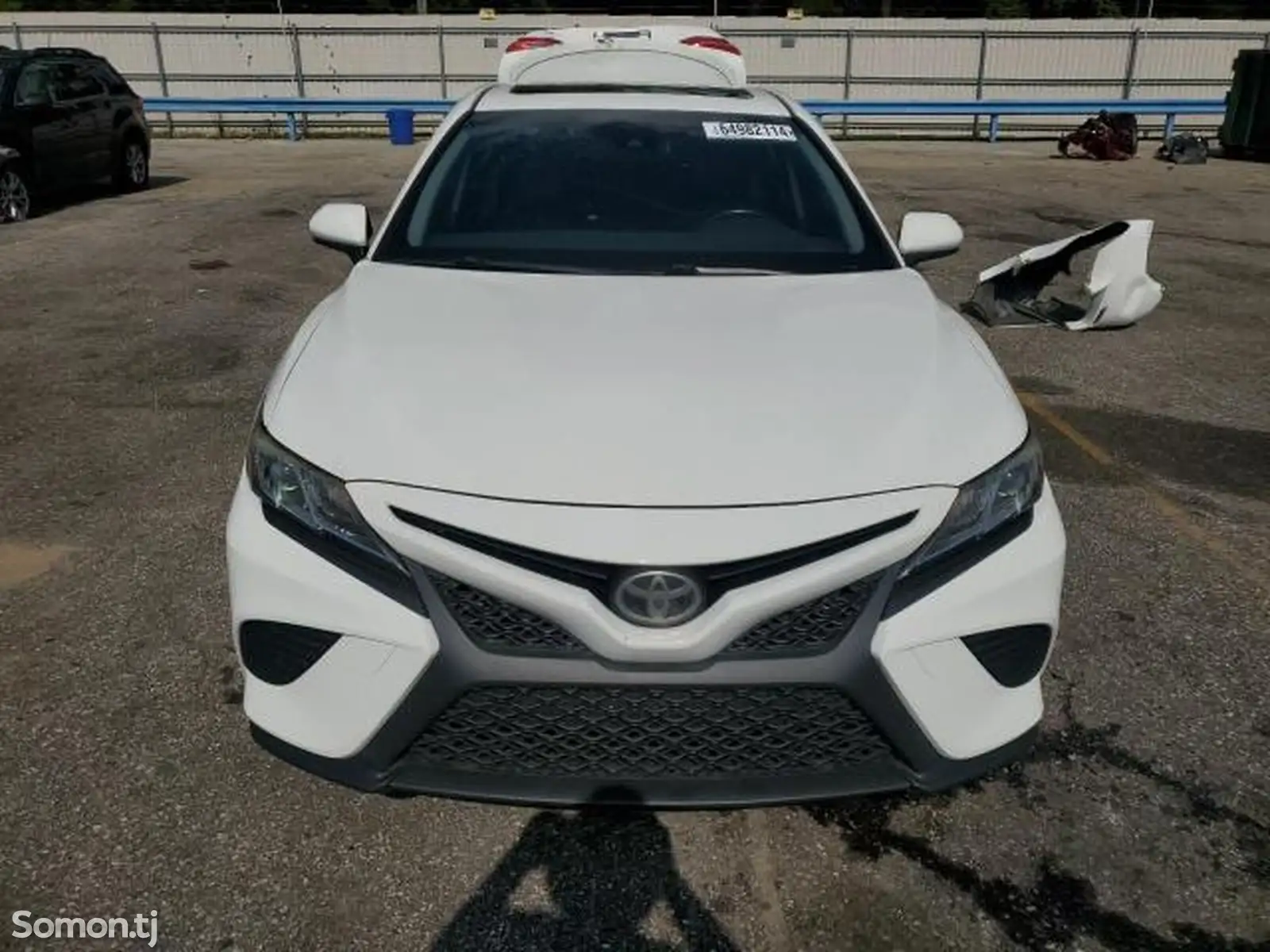 Toyota Camry, 2018-1