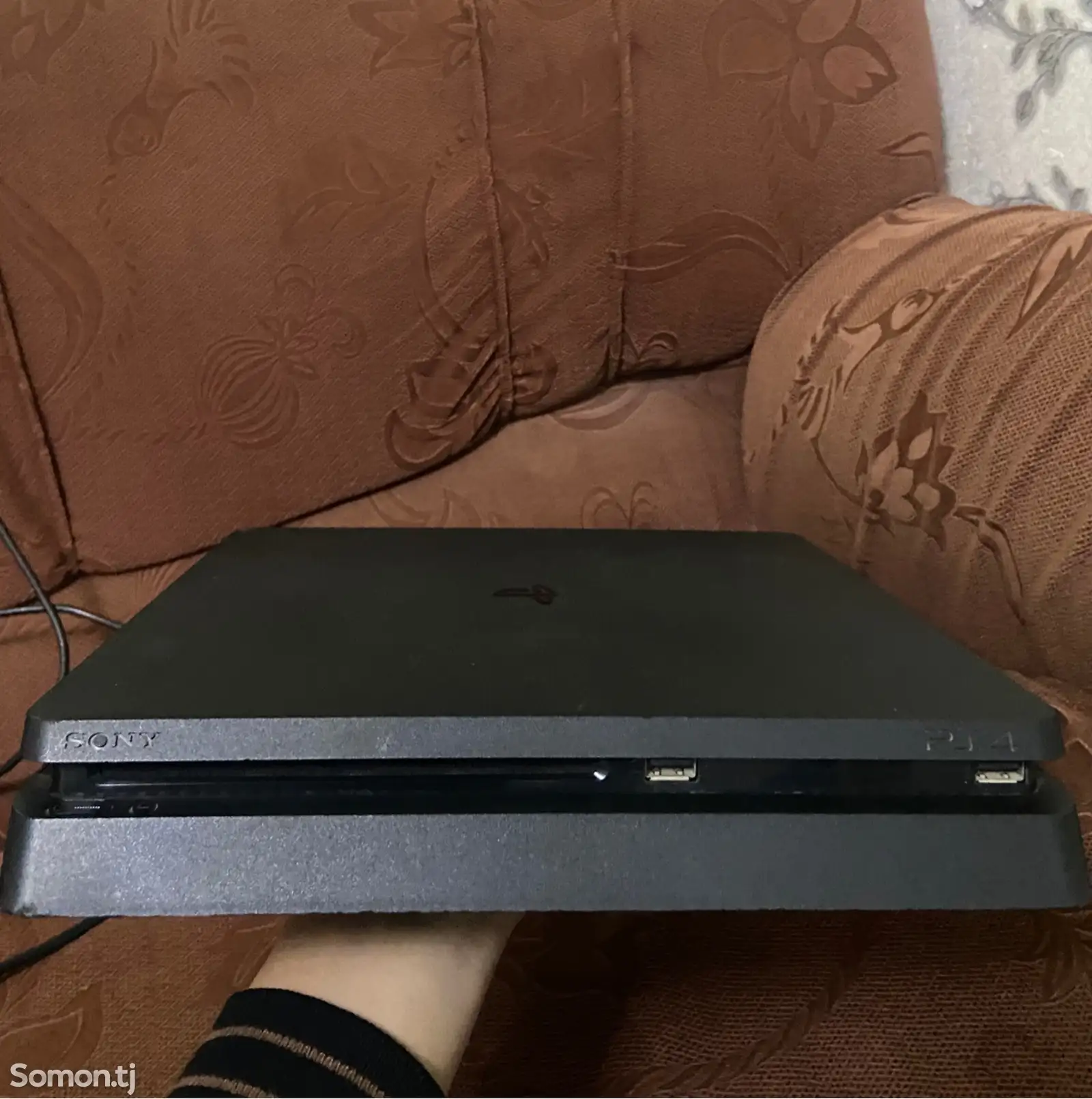 Игровая приставка Sony ps 4-1