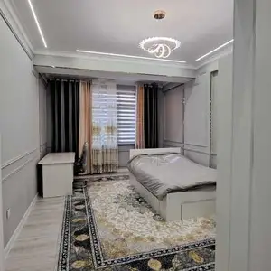 2-комн. квартира, 13 этаж, 98м², кӯчаи Лоҳутӣ, Ашан