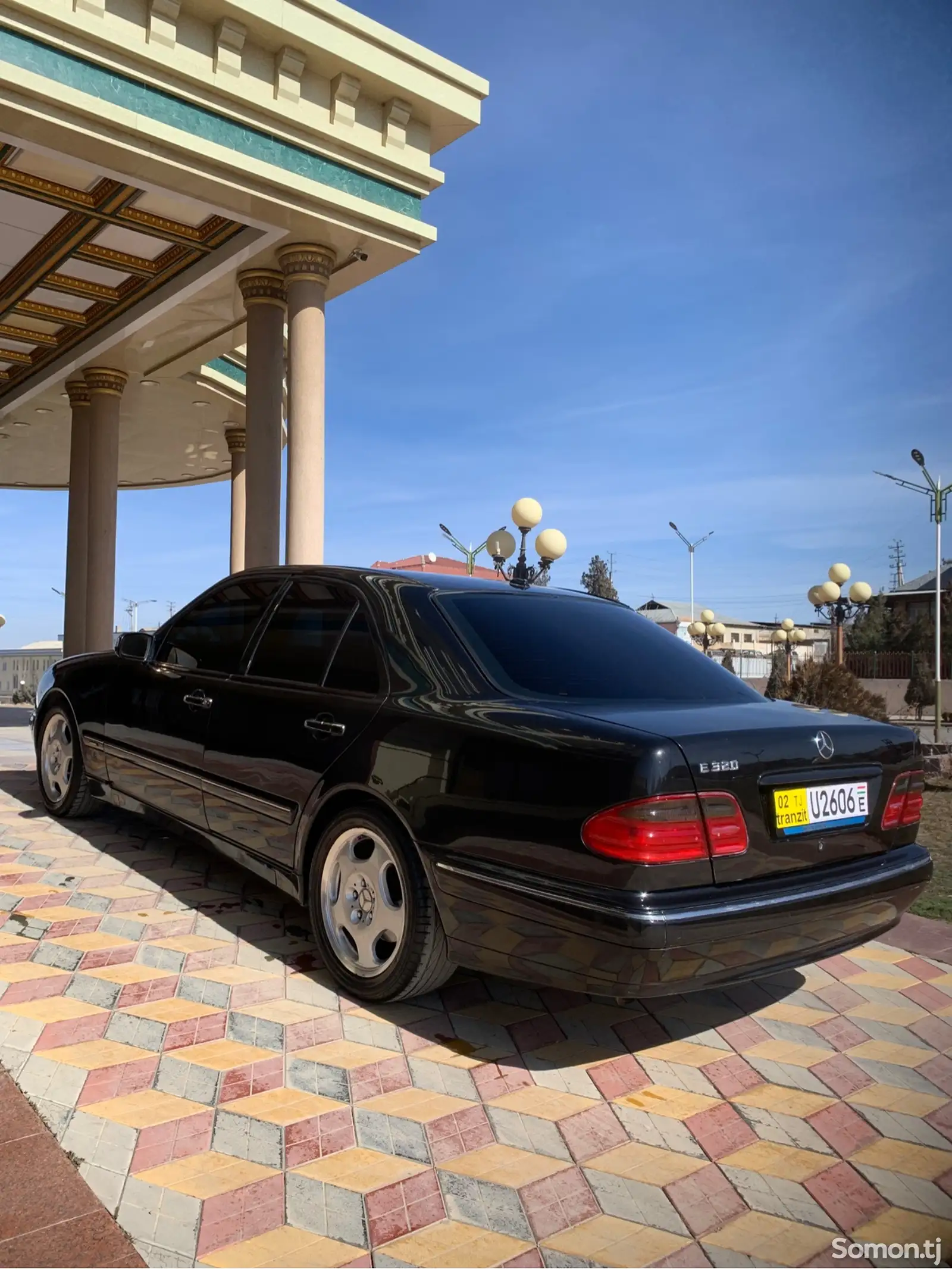 Mercedes-Benz E class, 2000-1