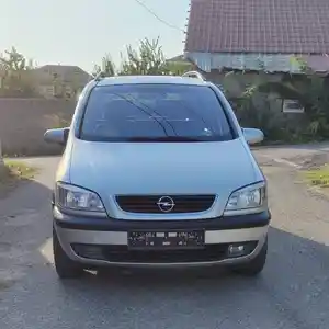 Opel Zafira, 2001