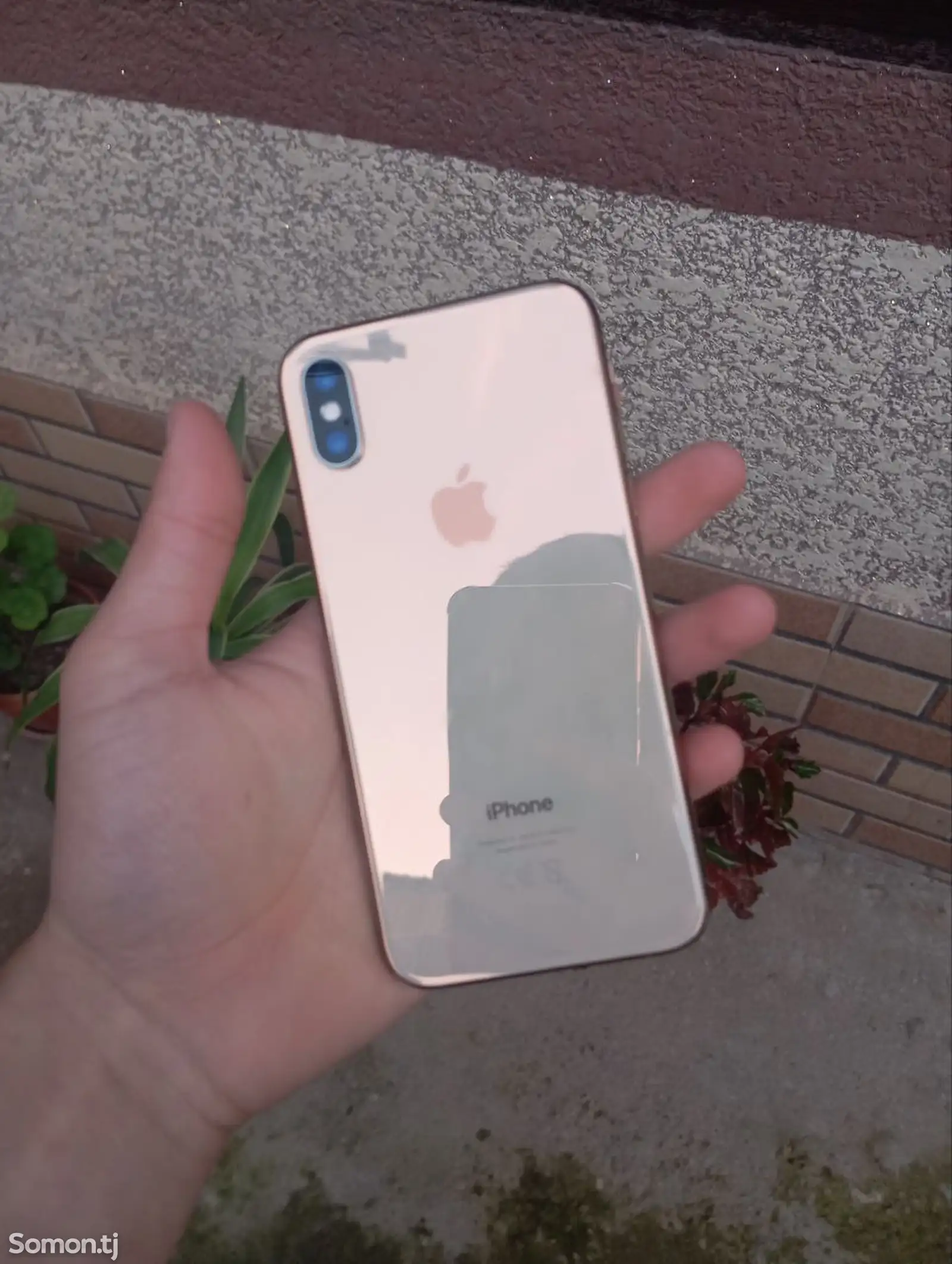 Apple iPhone Xs, 64 gb, Gold-1