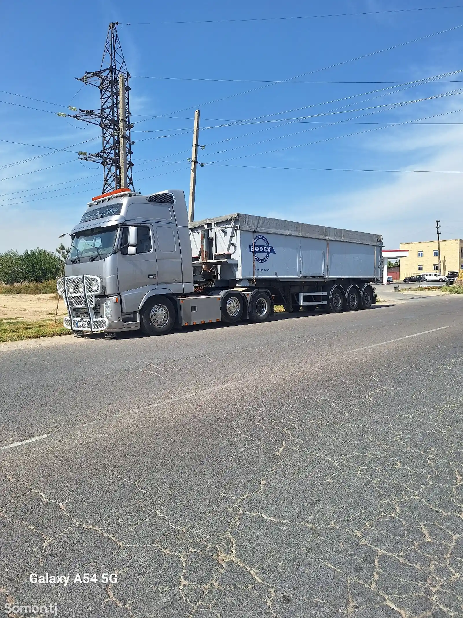 Бортовой грузовик Volvo FH16, 2008-8