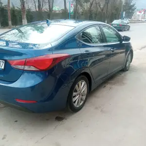 Hyundai Elantra, 2014