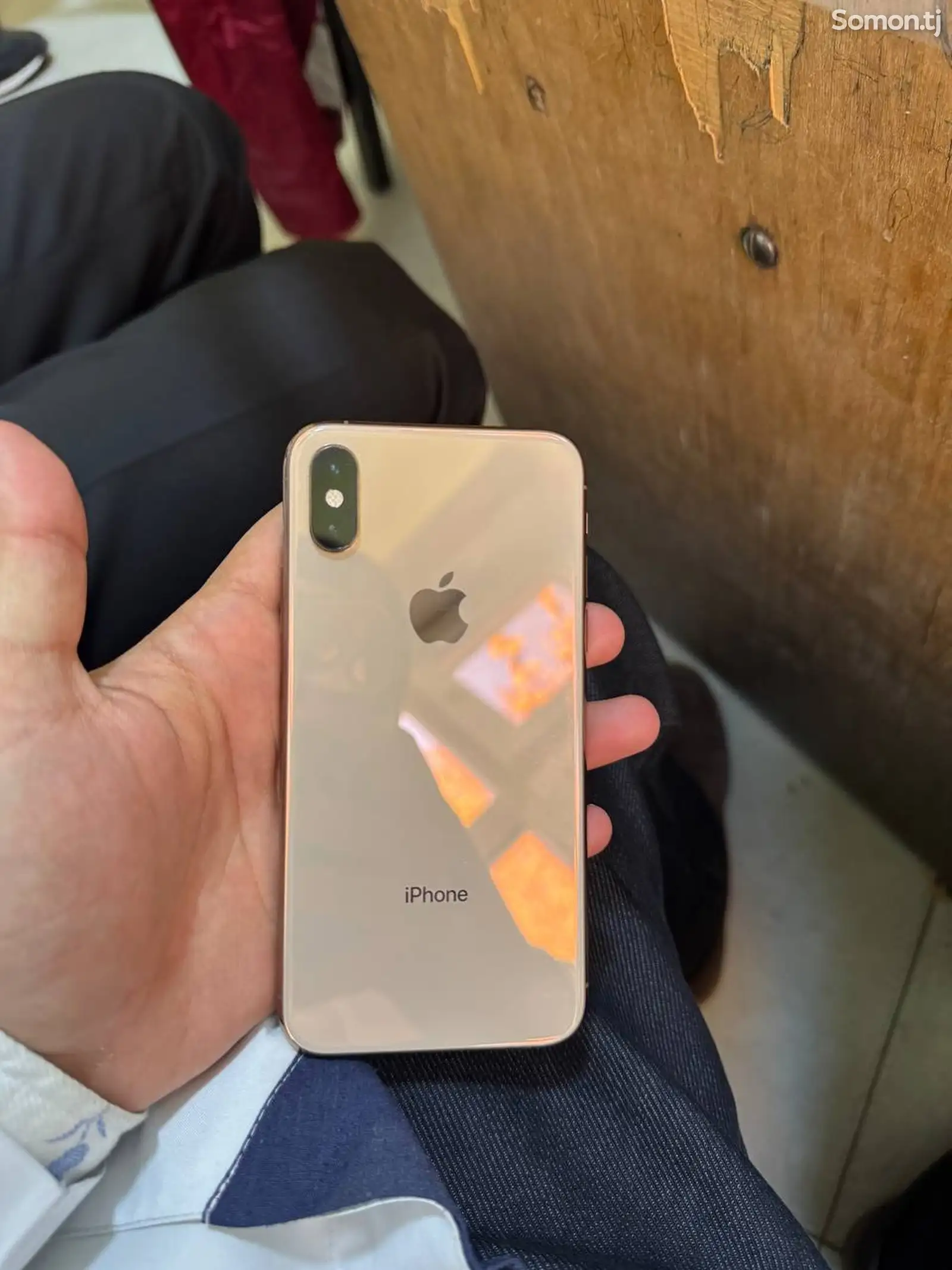 Apple iPhone Xs, 64 gb, Gold-1