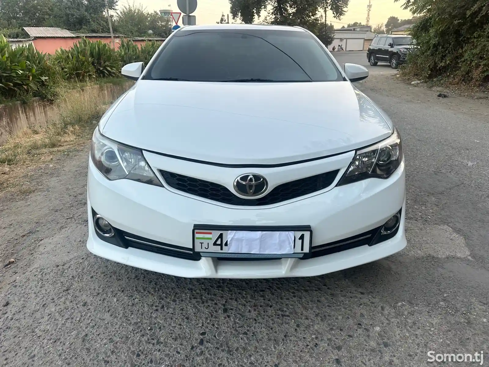 Toyota Camry, 2012-1