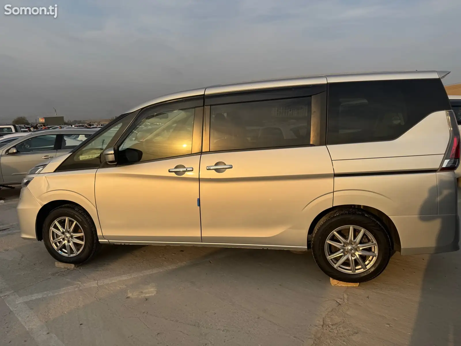 Nissan Serena, 2017-3