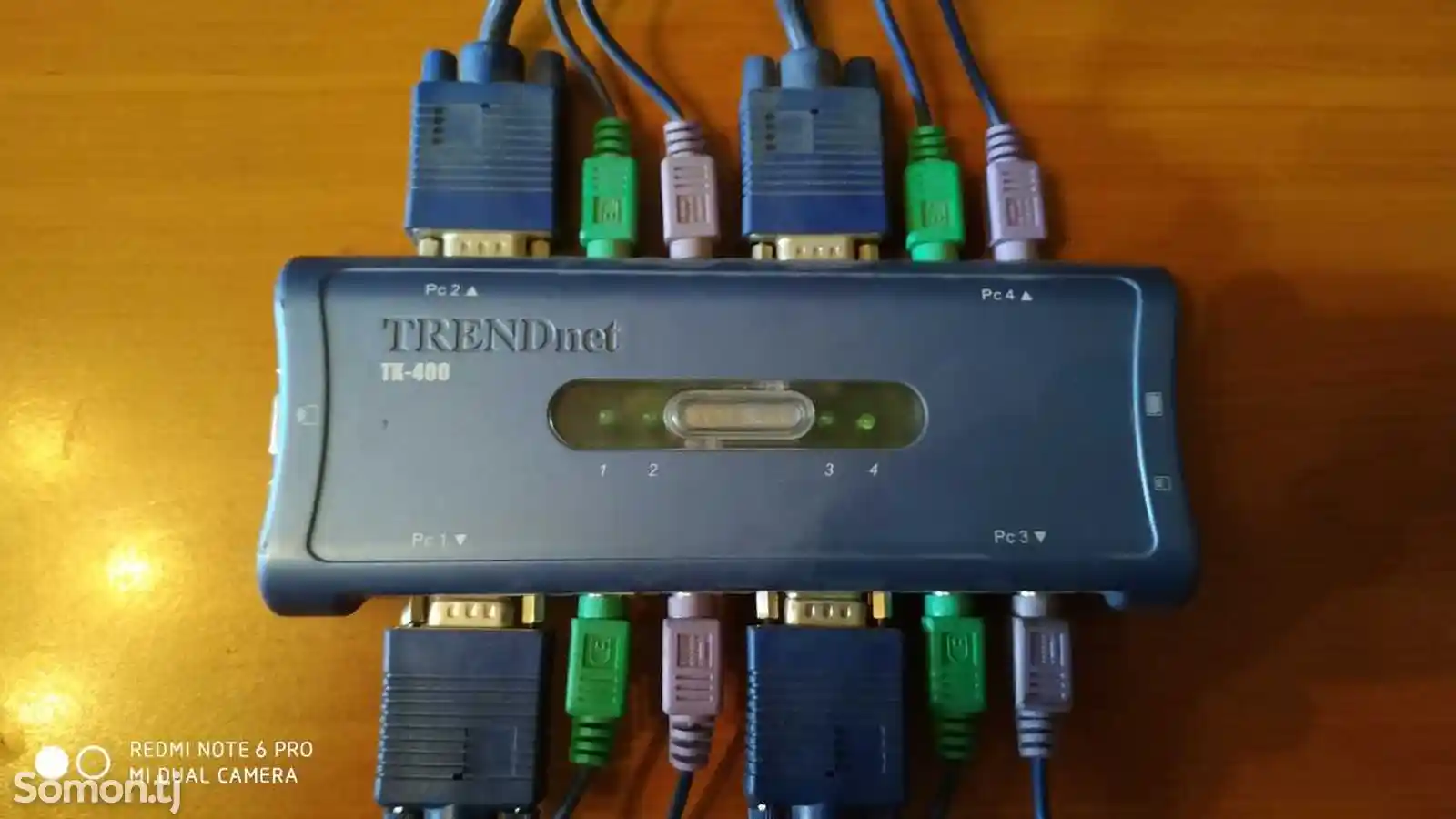 Переключатель KVM Trendnet TK-400K-1
