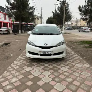 Toyota Wish, 2014