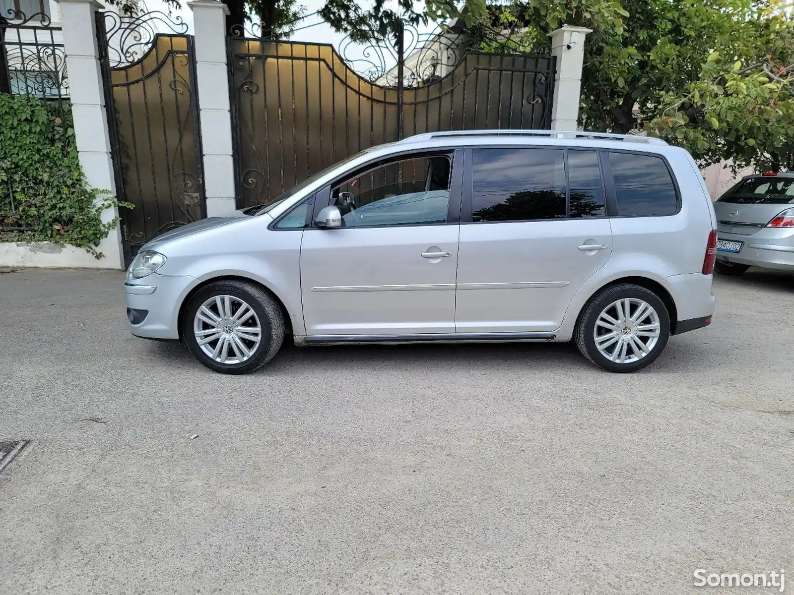 Volkswagen Touran, 2007-12