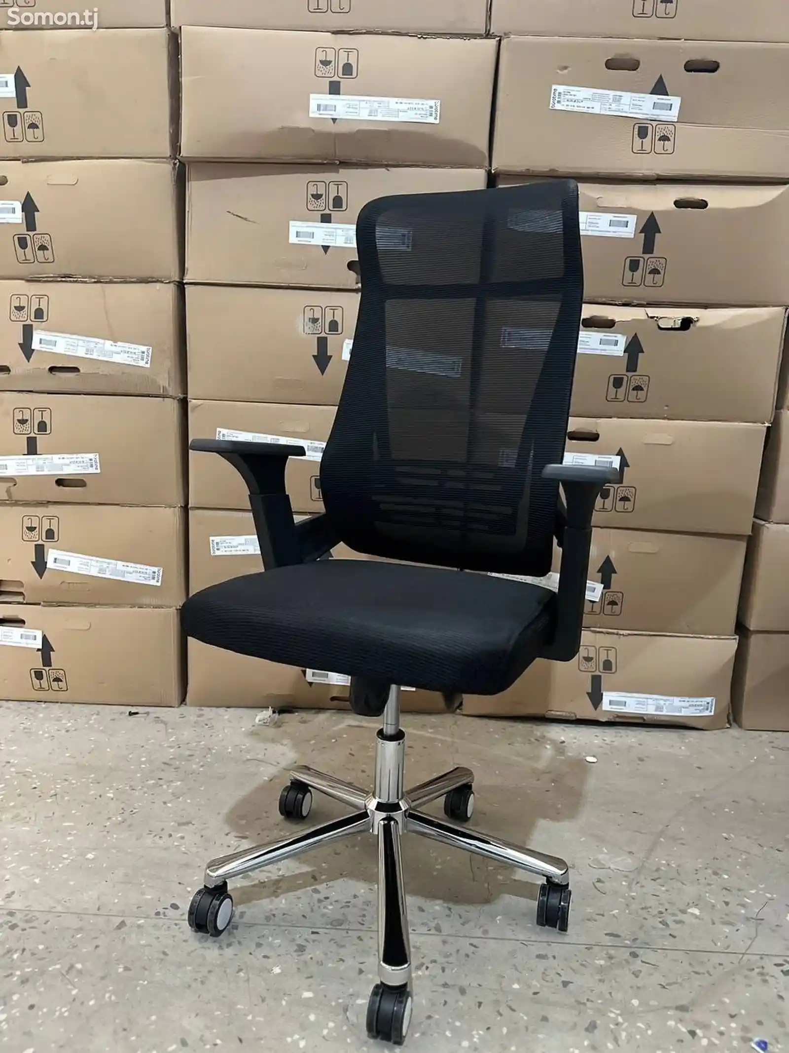Офисное кресло 9016 Black/9018 Grey-2