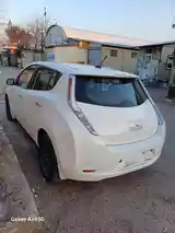 Заднее лобовое стекло от Nissan-4