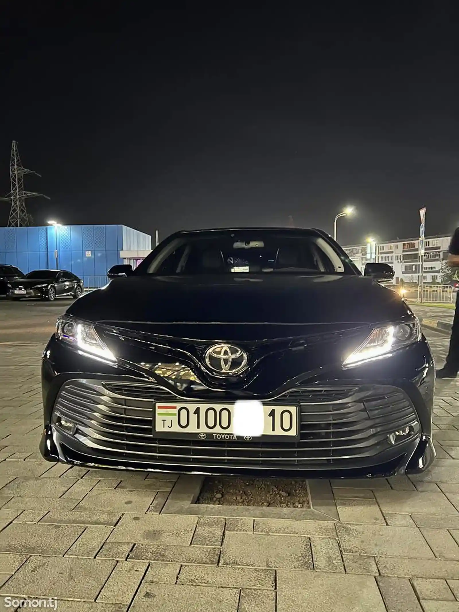 Toyota Camry, 2019-16