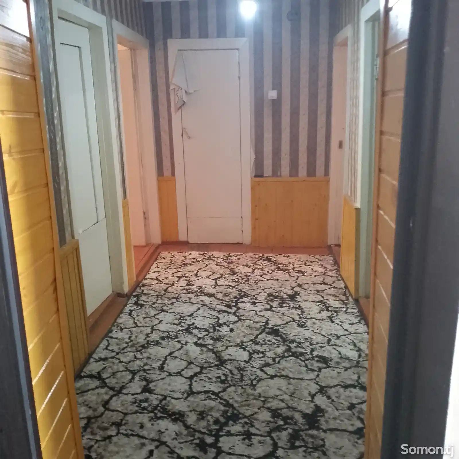 4-комн. квартира, 1 этаж, 70 м², куч. Сомониён-5