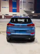 Hyundai Tucson, 2015-4