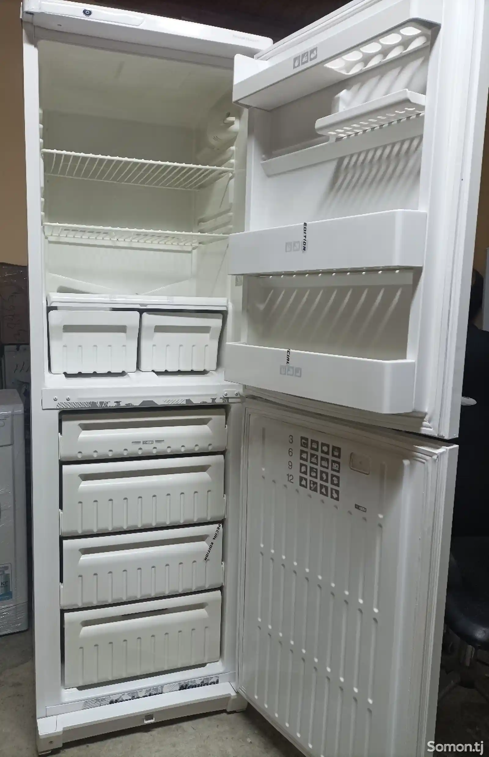 Холодильник Stinol-2
