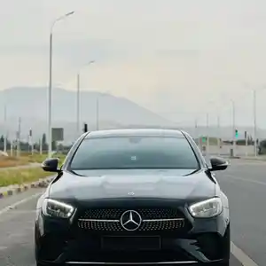 Mercedes-Benz E class, 2022