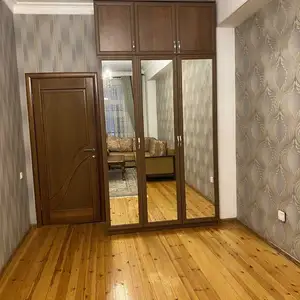 1-комн. квартира, 13 этаж, 65 м², сомони, Парламент