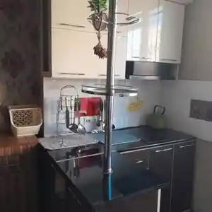 1-комн. квартира, 3 этаж, 60 м², 19 мик