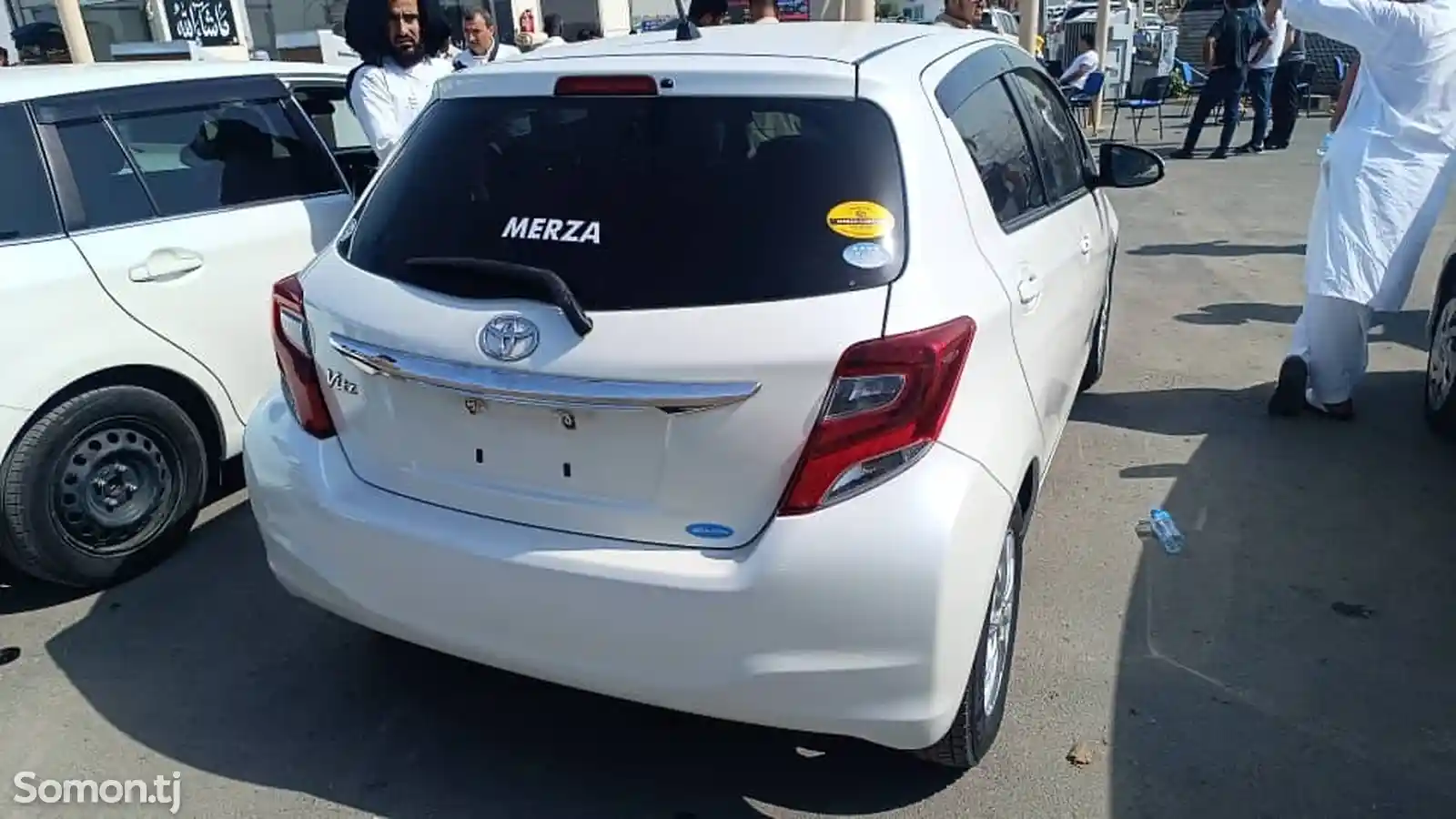 Toyota Vitz, 2015-4