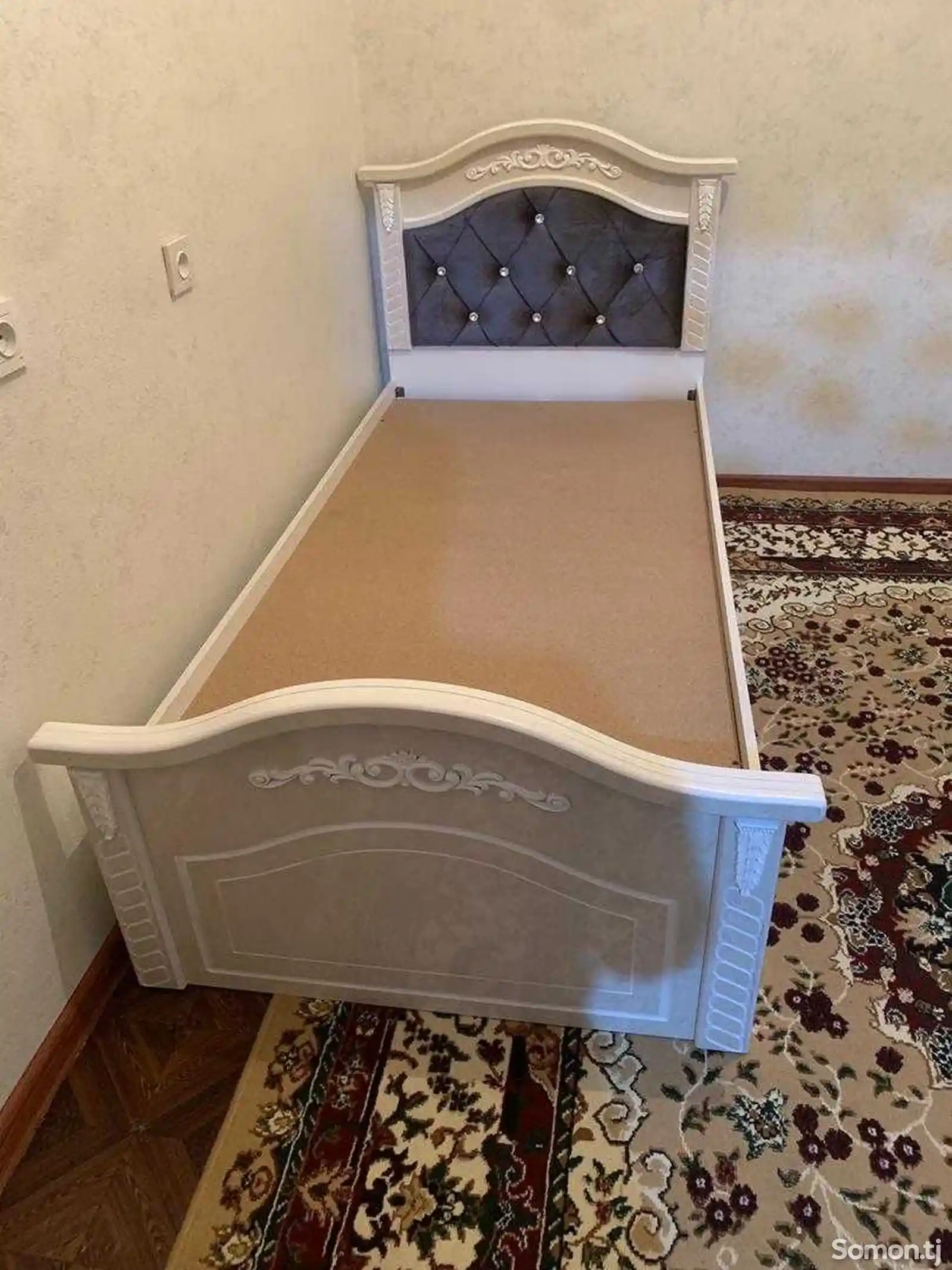 Односпалная кровать classic-1