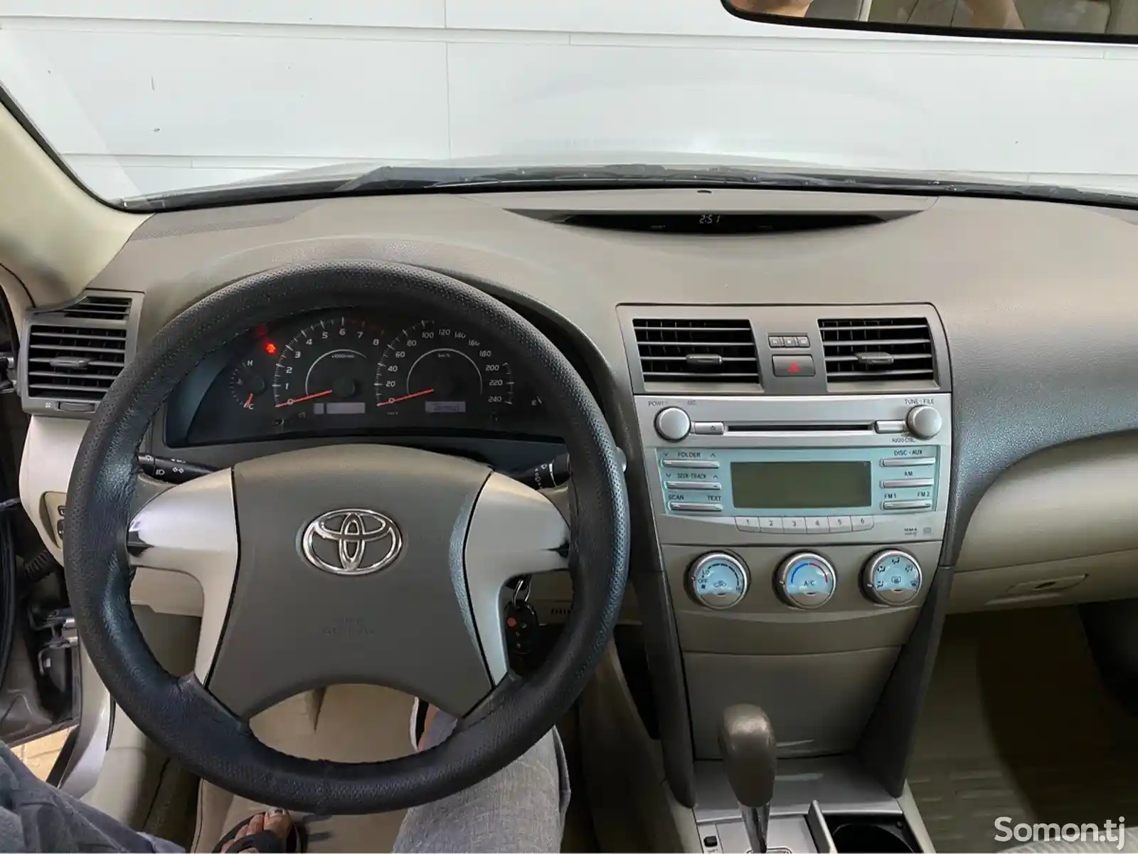 Toyota Camry, 2011-8