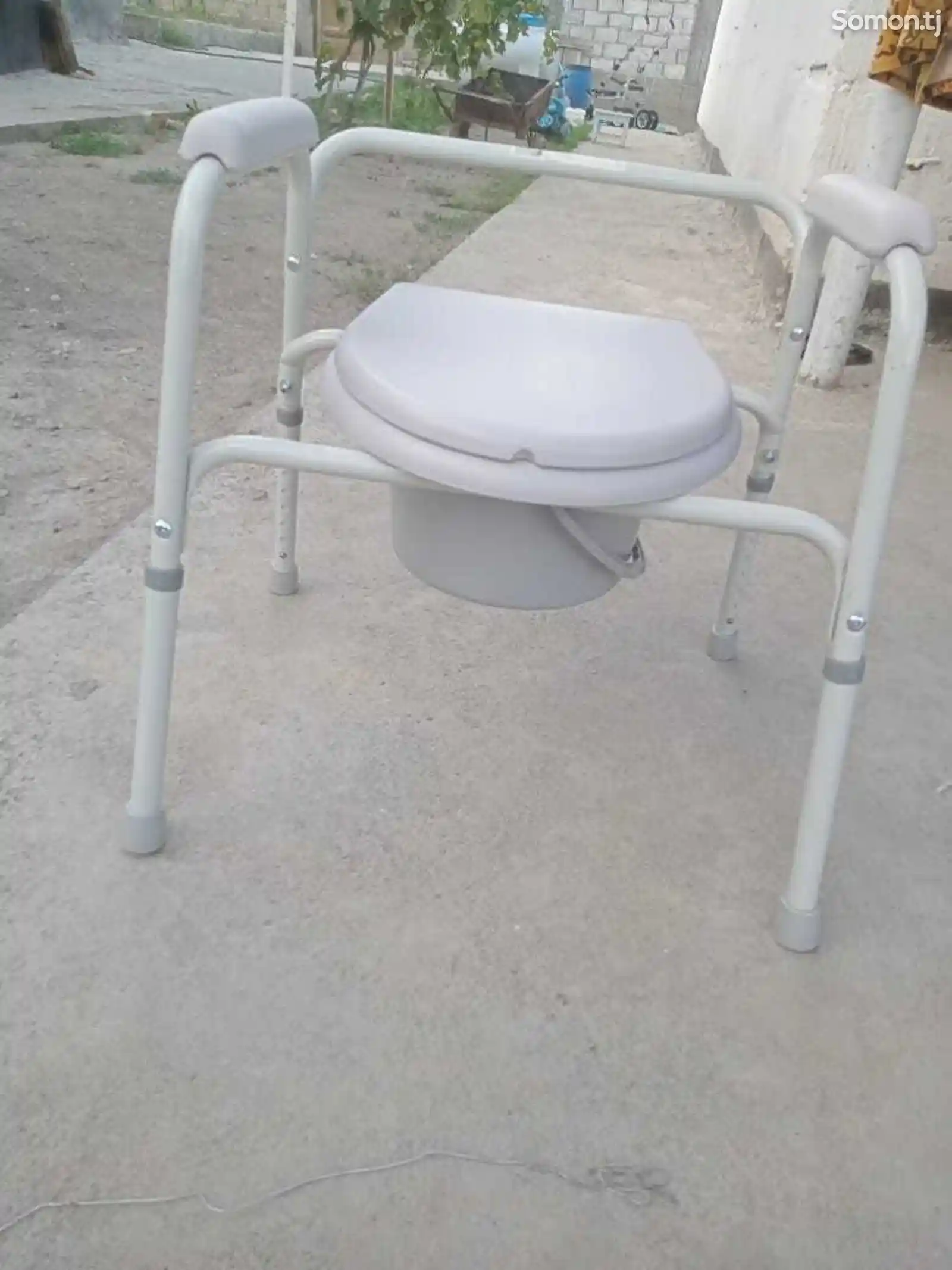 Санитарный стул-5