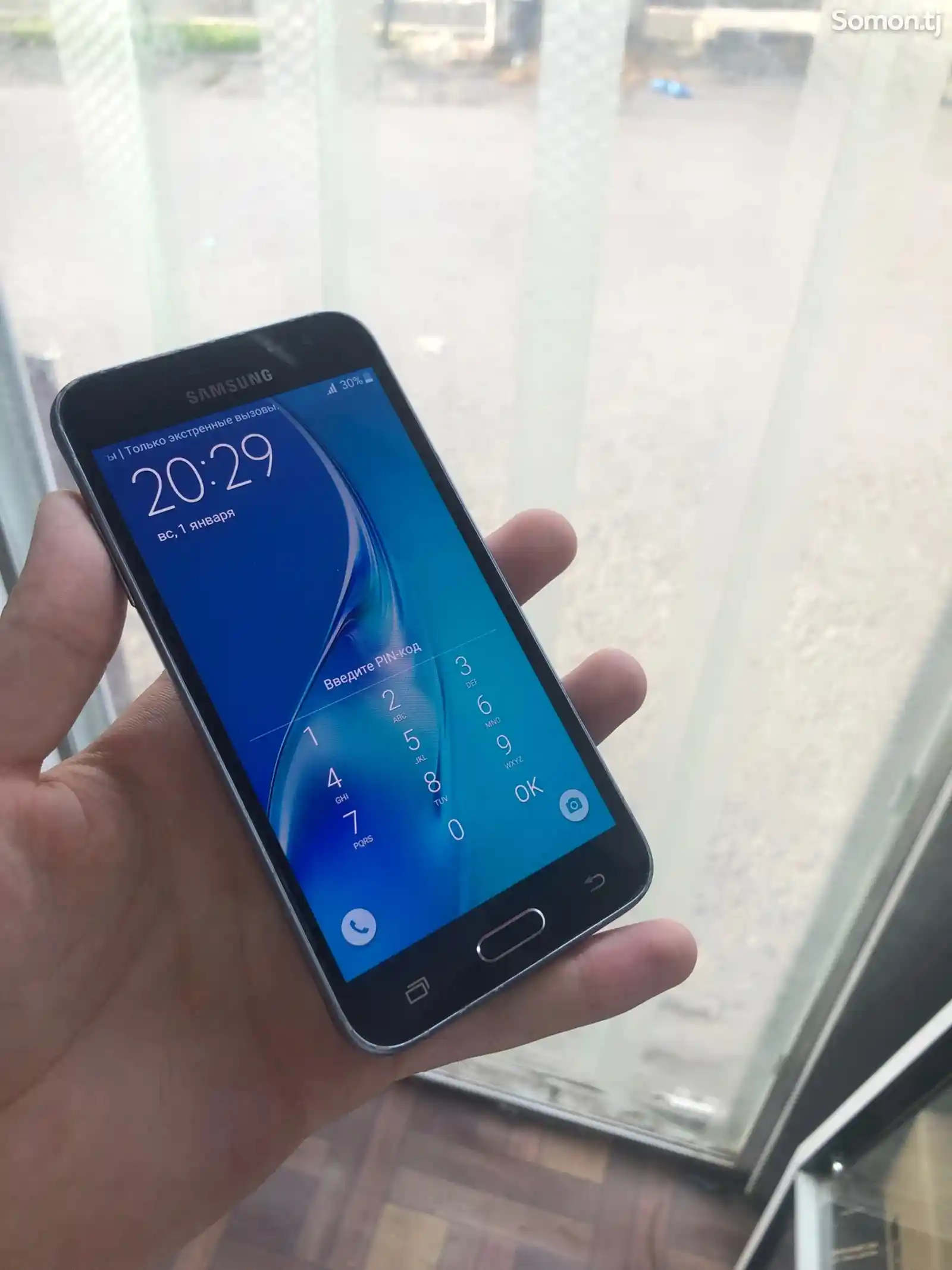 Samsung Galaxy J3 2016-1