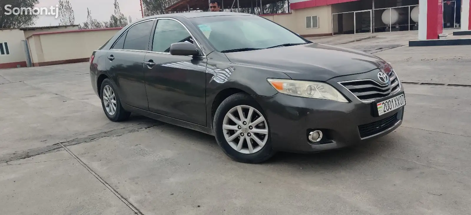 Toyota Camry, 2010-1