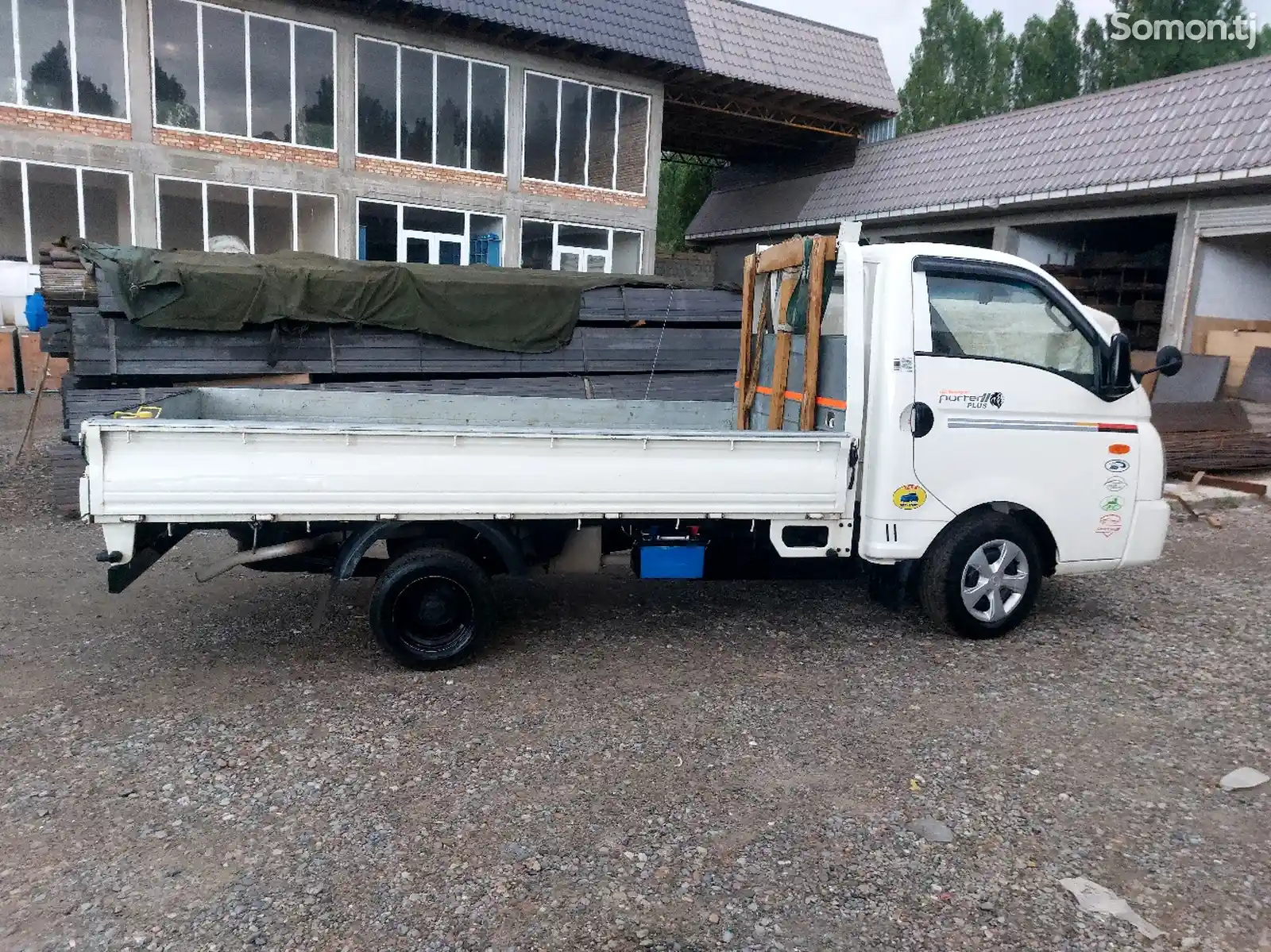 Бортовой автомобиль Hyundai Porter 2, 2012-5