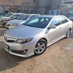 Toyota Camry, 2012