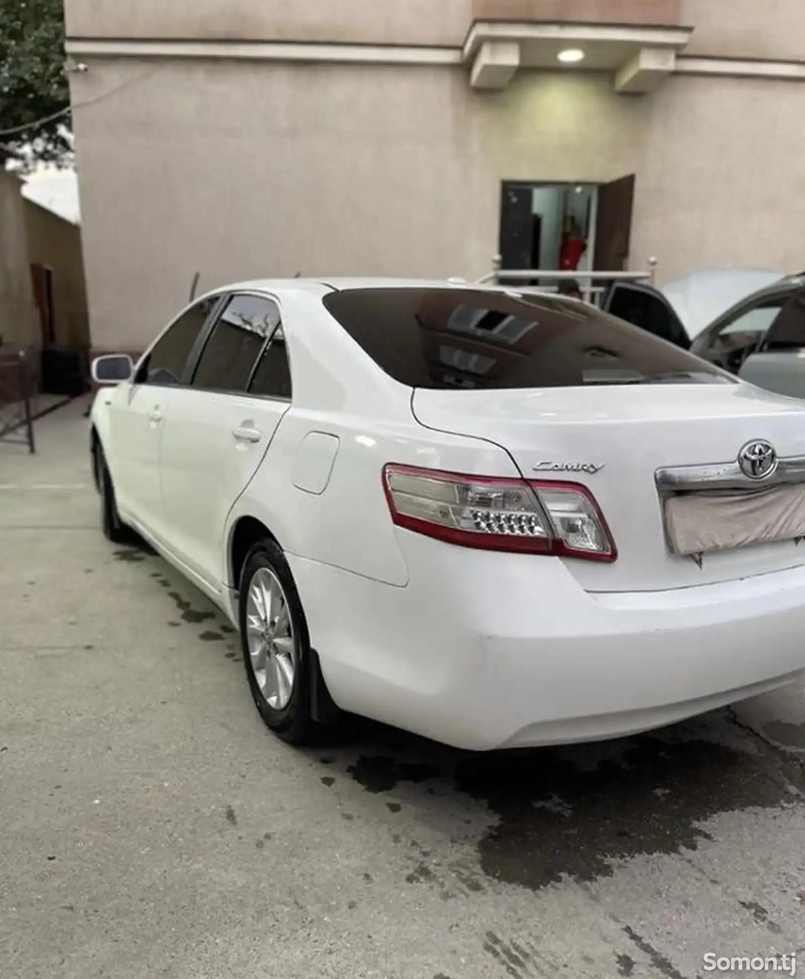 Toyota Camry, 2010-3