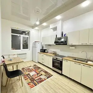 2-комн. квартира, 14 этаж, 56м², Дом печати