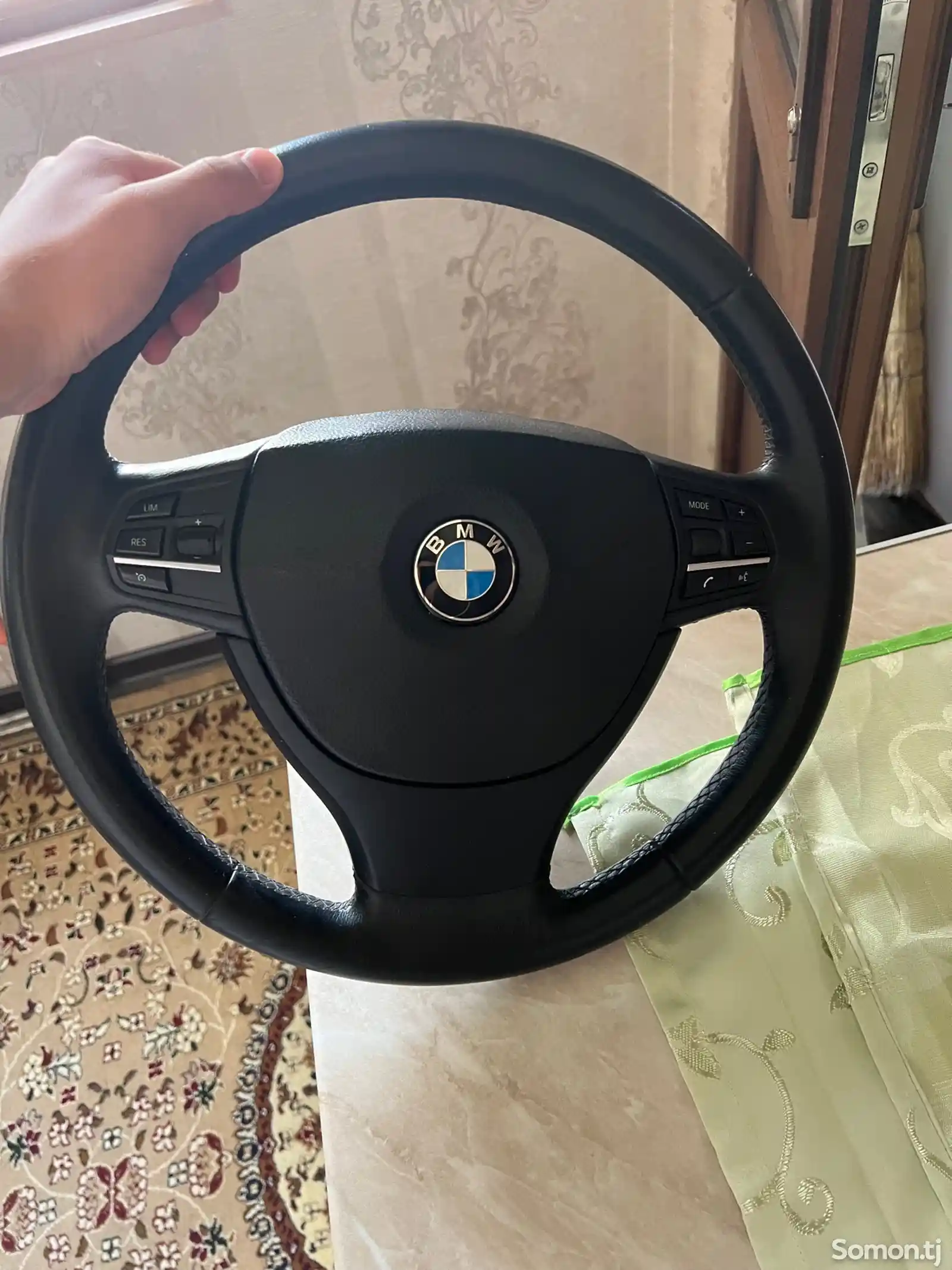 Руль от BMW F10-4