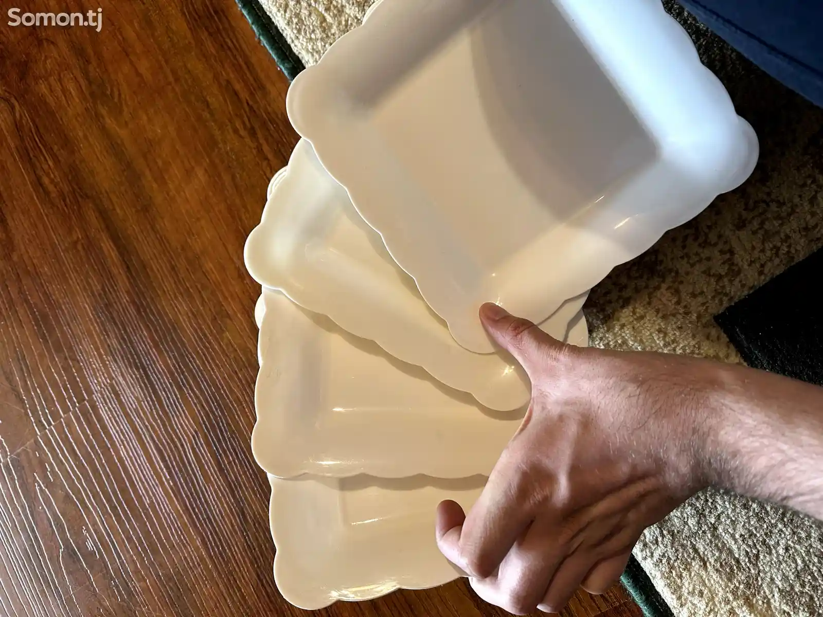Пластмассовые тарелки-2