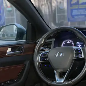 Hyundai Sonata, 2018