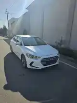 Hyundai Elantra, 2018-3