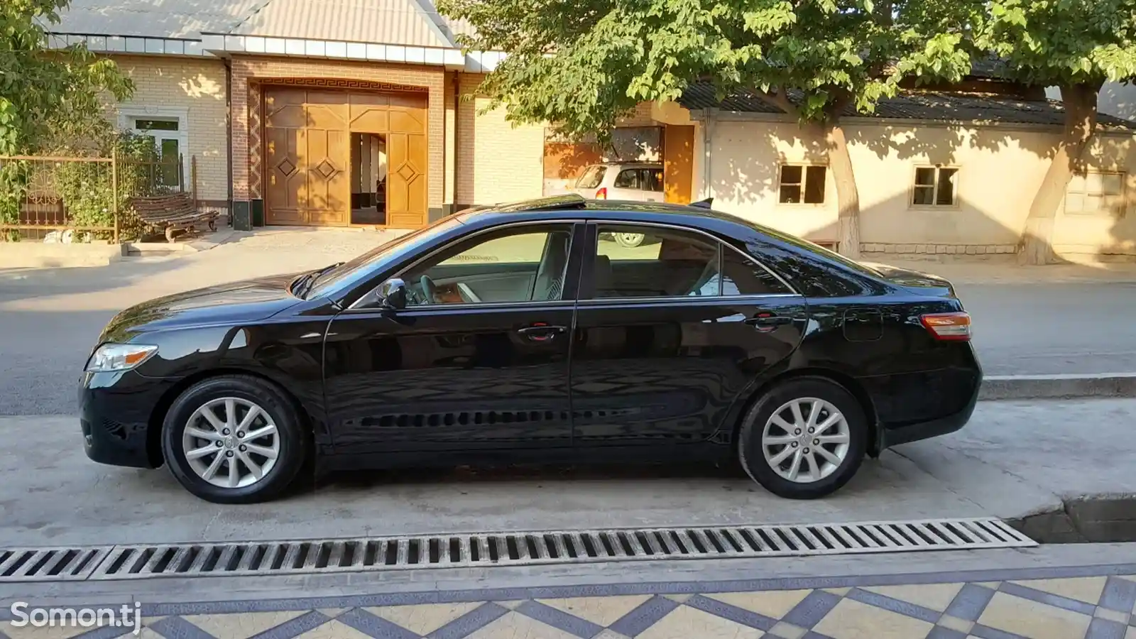 Toyota Camry, 2010-6