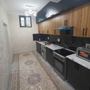 2-комн. квартира, 10 этаж, 67м², Шохмансур