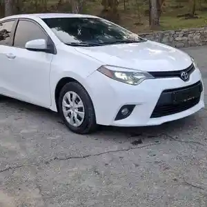 Toyota Corolla, 2015