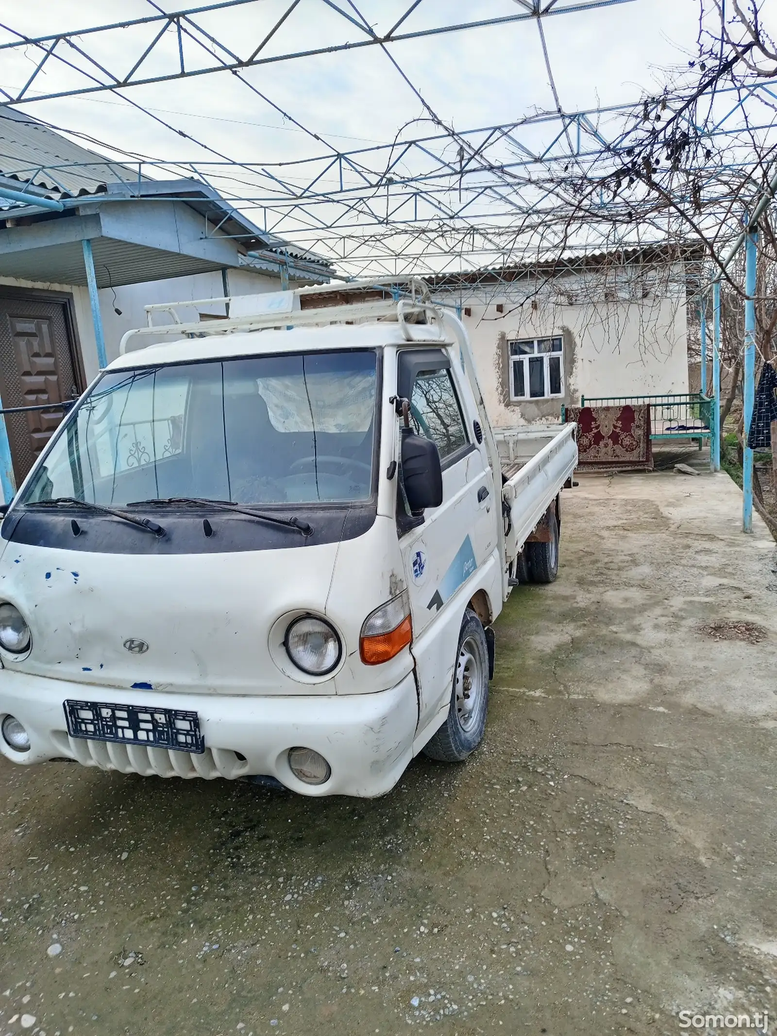 Бортовой автомобиль Hyundai Porter, 2002-1