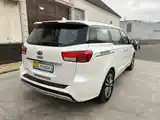 Kia Carnival, 2015-6