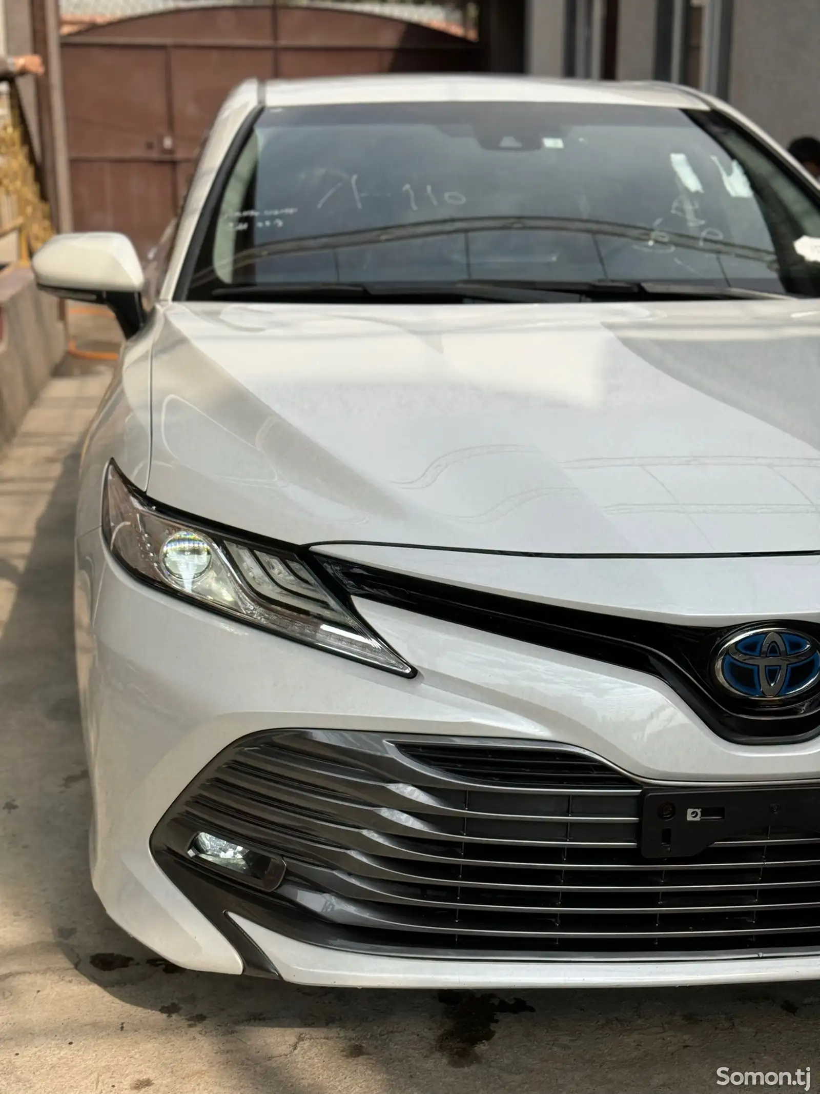 Toyota Camry, 2018-1