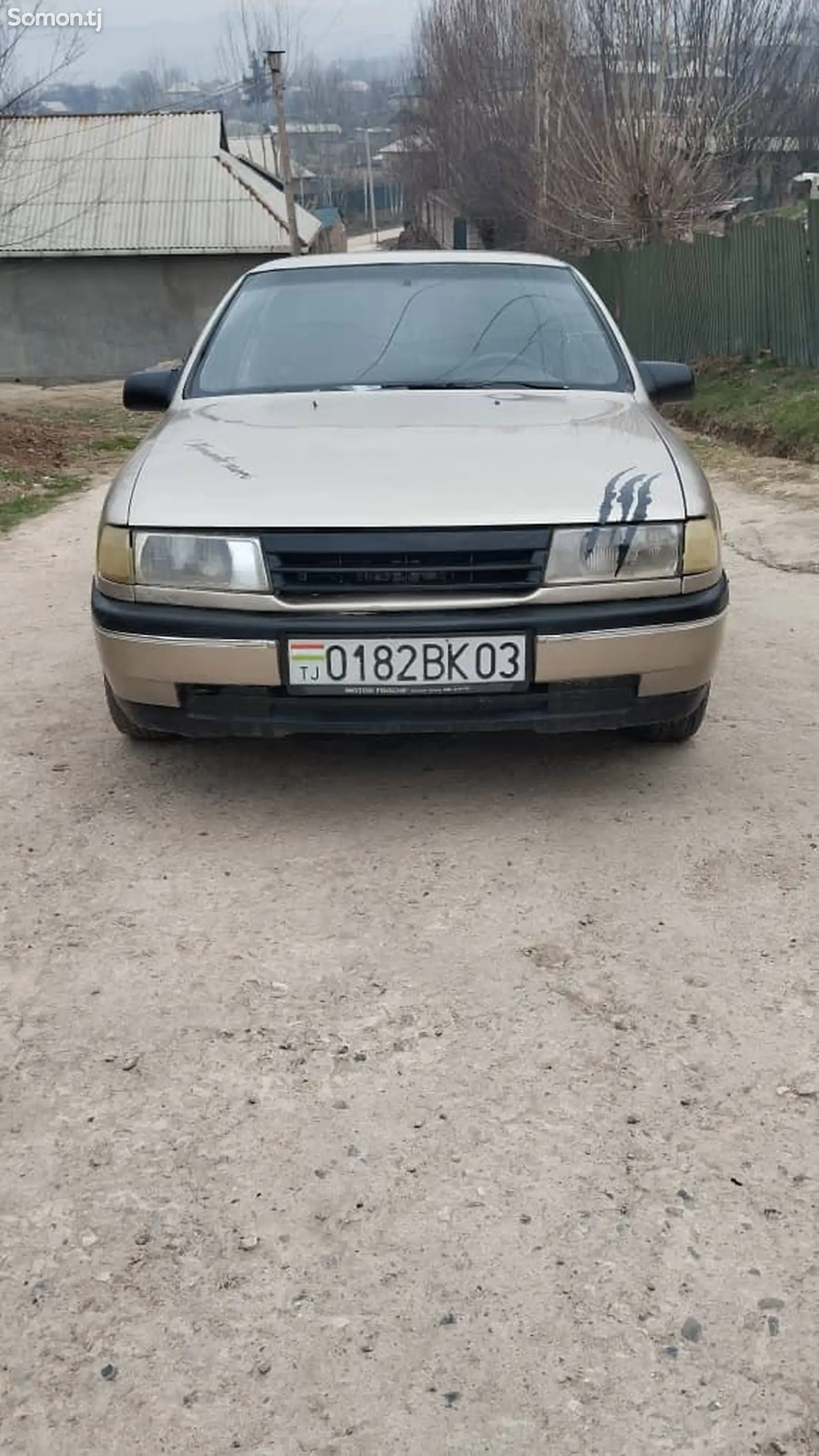 Opel Vectra A, 1990-1